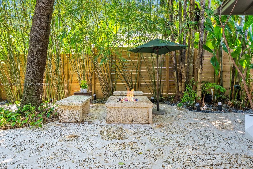 Active With Contract: $2,250,000 (3 beds, 2 baths, 2429 Square Feet)