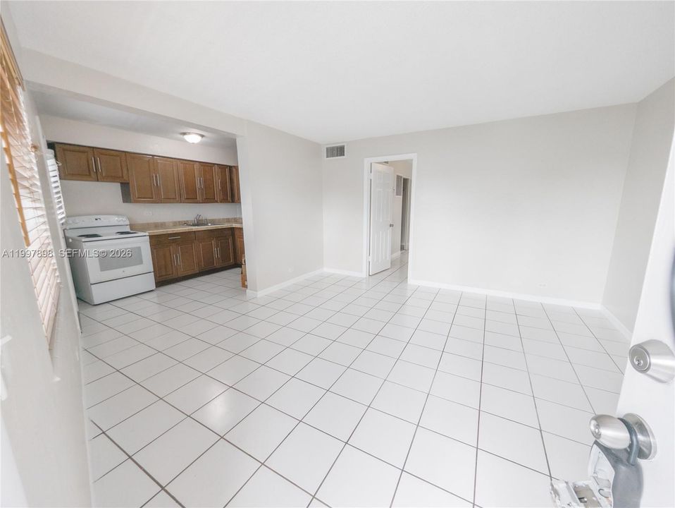 В аренду: $1,750 (1 спален, 1 ванн, 610 Квадратных фут)