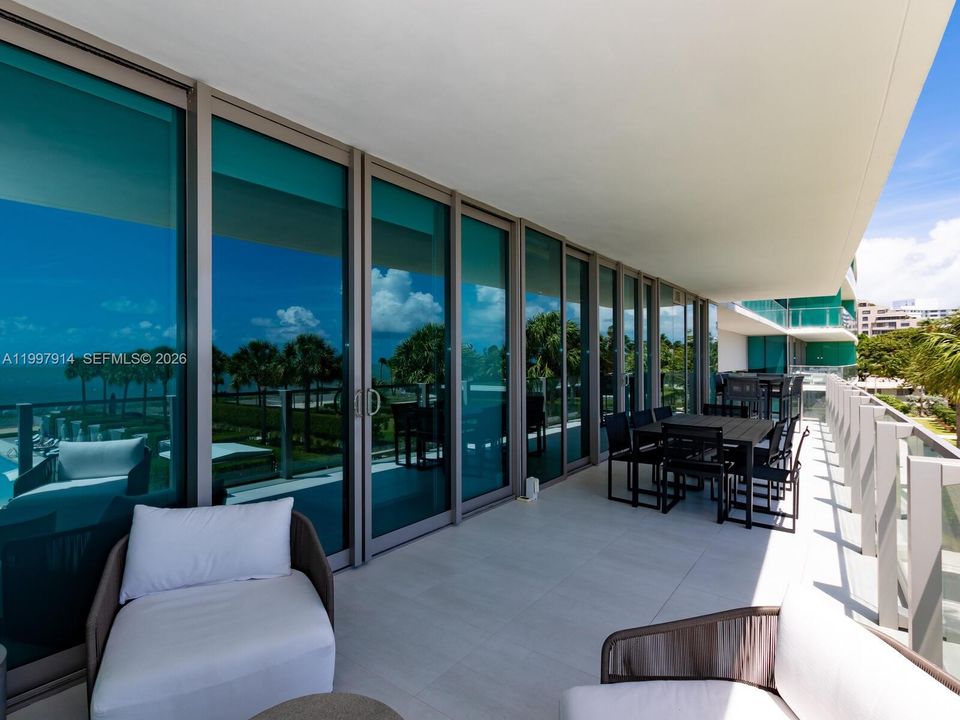 For Rent: $26,000 (2 beds, 3 baths, 1823 Square Feet)