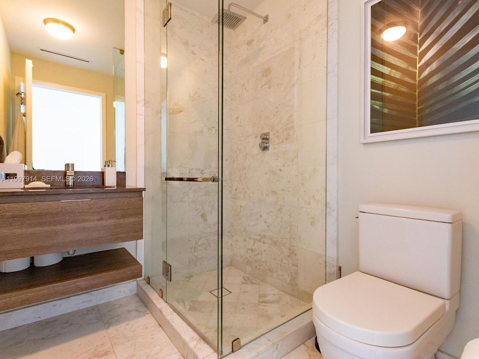 For Rent: $26,000 (2 beds, 3 baths, 1823 Square Feet)