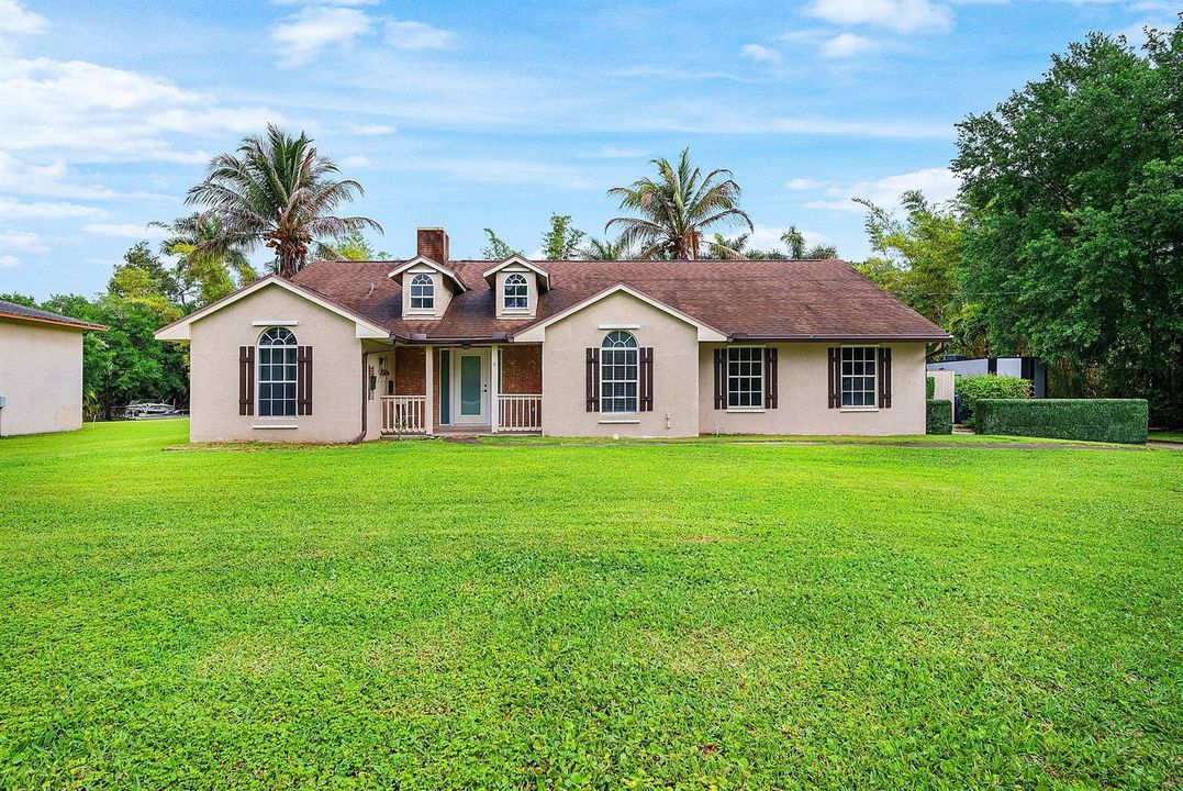 006-1232589thPlaceNorth-WestPalmBeach-FL