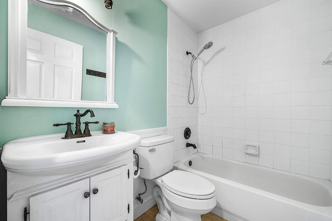 027-1232589thPlaceNorth-WestPalmBeach-FL