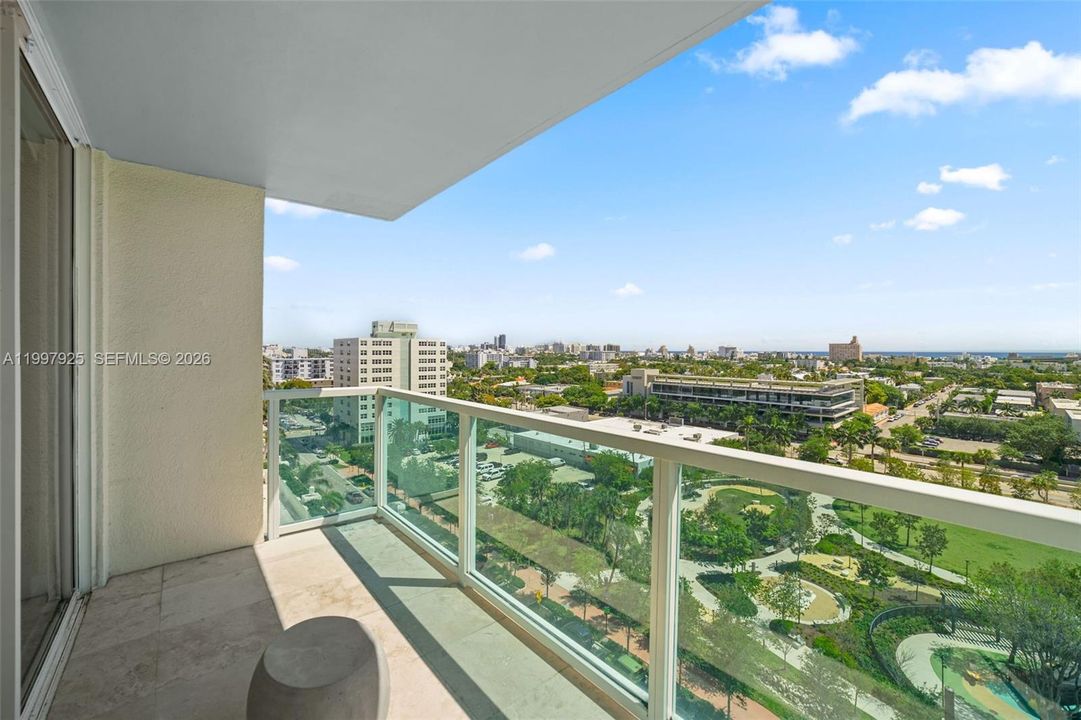 En Venta: $1,100,000 (2 camas, 2 baños, 1078 Pies cuadrados)