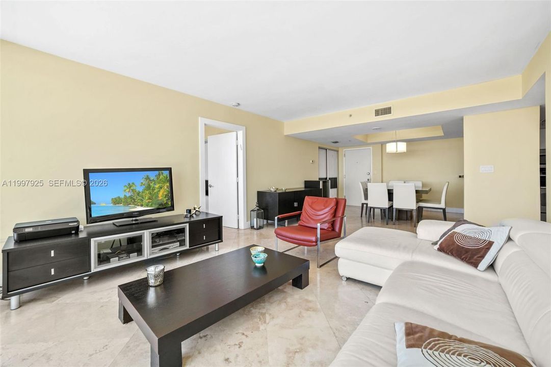 En Venta: $1,100,000 (2 camas, 2 baños, 1078 Pies cuadrados)