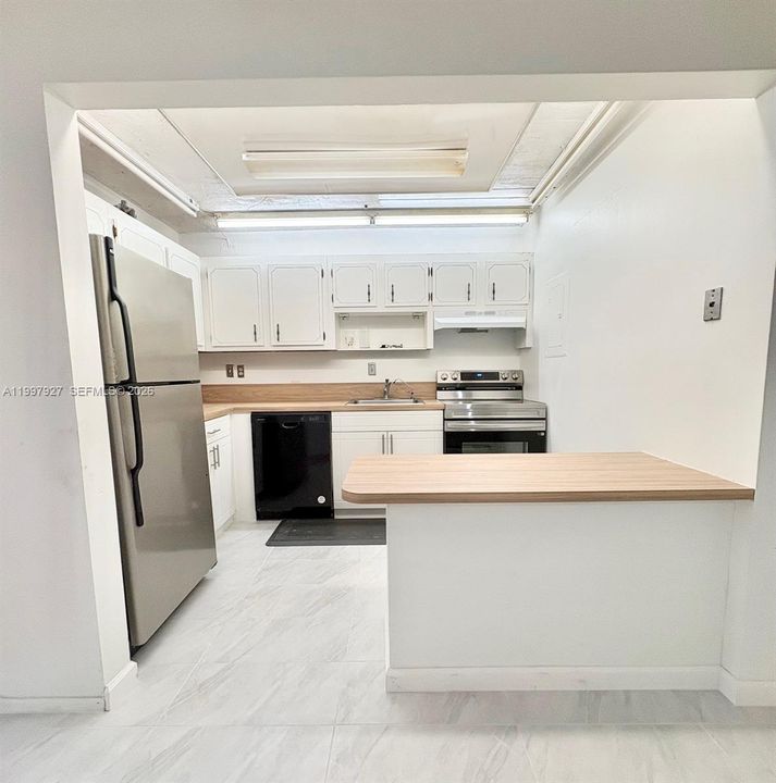 Activo con contrato: $1,650 (1 camas, 1 baños, 960 Pies cuadrados)
