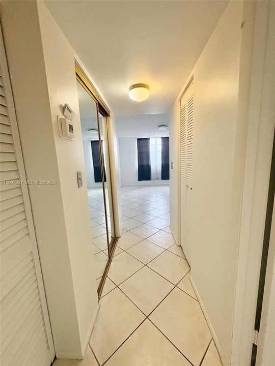 Activo con contrato: $1,650 (1 camas, 1 baños, 960 Pies cuadrados)