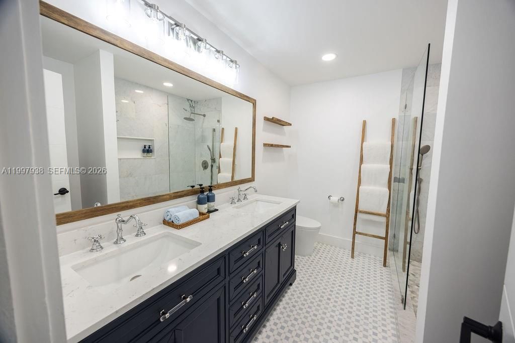 For Sale: $3,500,000 (4 beds, 3 baths, 5434 Square Feet)