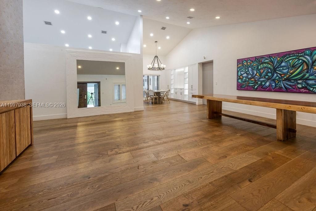 For Sale: $3,500,000 (4 beds, 3 baths, 5434 Square Feet)