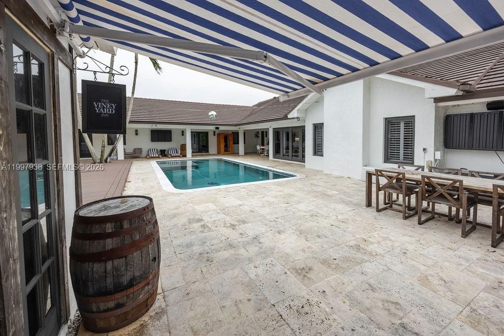 For Sale: $3,500,000 (4 beds, 3 baths, 5434 Square Feet)