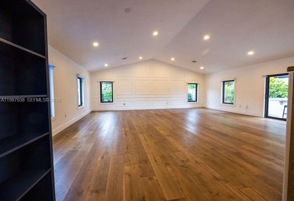For Sale: $3,500,000 (4 beds, 3 baths, 5434 Square Feet)