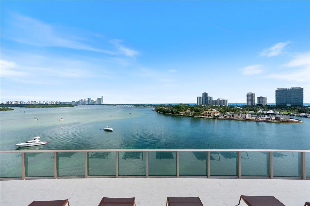 For Sale: $2,450,000 (3 beds, 3 baths, 2333 Square Feet)