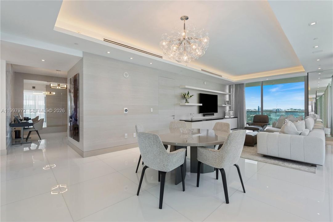 В аренду: $60,000 (3 спален, 4 ванн, 4185 Квадратных фут)