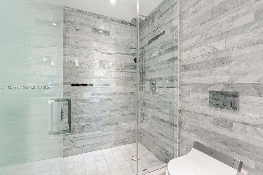 В аренду: $60,000 (3 спален, 4 ванн, 4185 Квадратных фут)