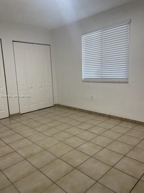 En Venta: $215,000 (2 camas, 1 baños, 723 Pies cuadrados)