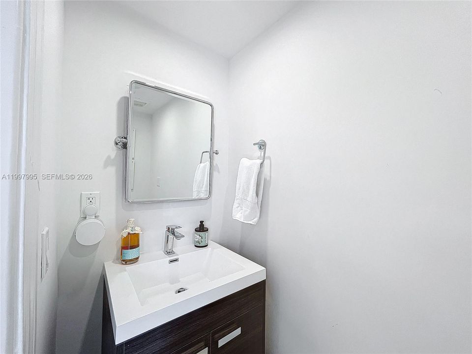 Upper Guest Bath