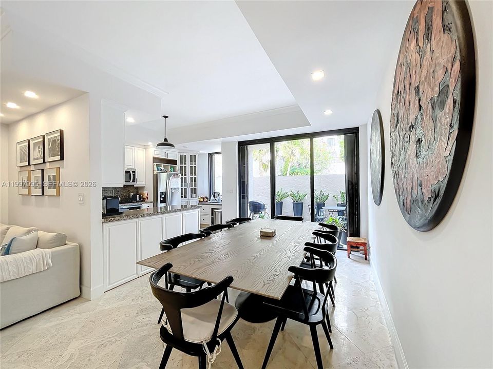 For Sale: $3,000,000 (3 beds, 2 baths, 2604 Square Feet)