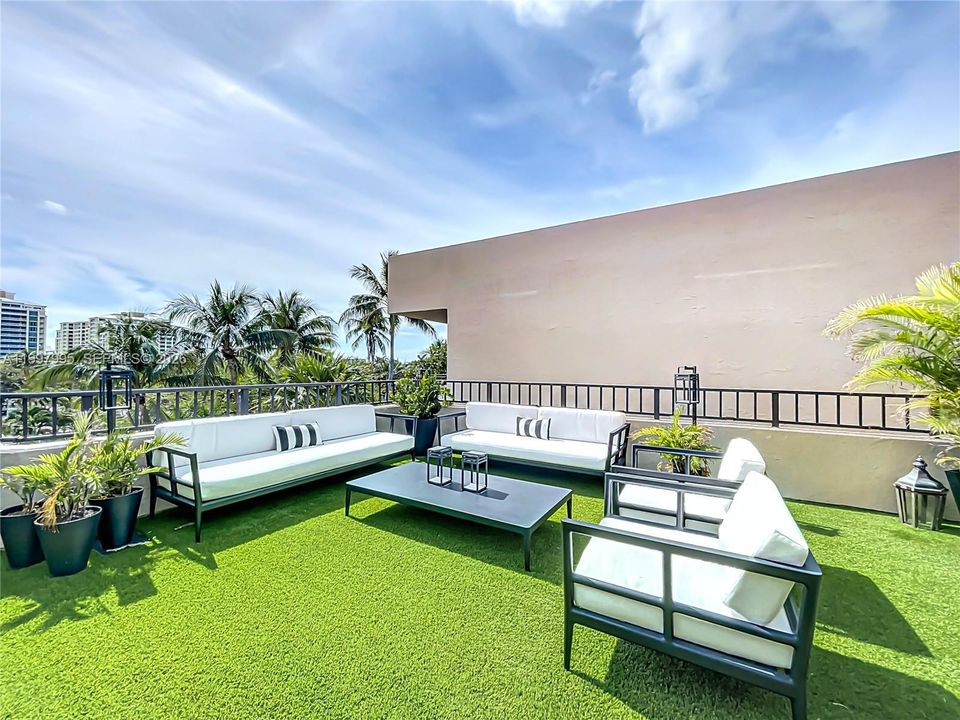 Rooftop Terrace with Seaview