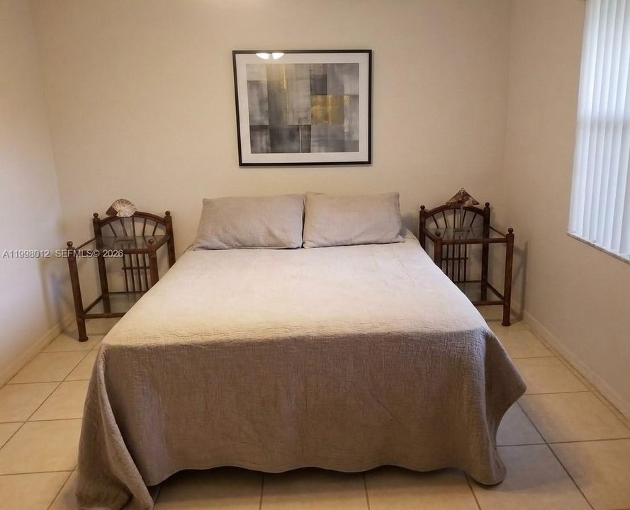 En Renta: $1,599 (1 camas, 1 baños, 1819 Pies cuadrados)