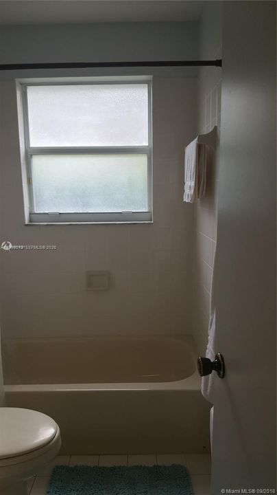 En Renta: $1,599 (1 camas, 1 baños, 1819 Pies cuadrados)