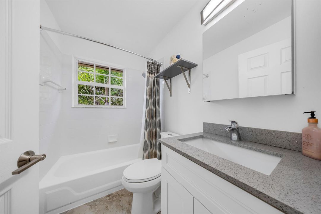 3630 Dunes Vista Dr-Pompano Beach, Valen