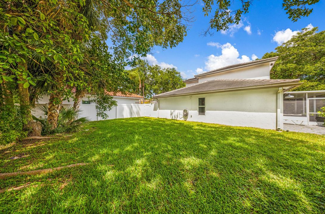3630 Dunes Vista Dr-Pompano Beach, Valen