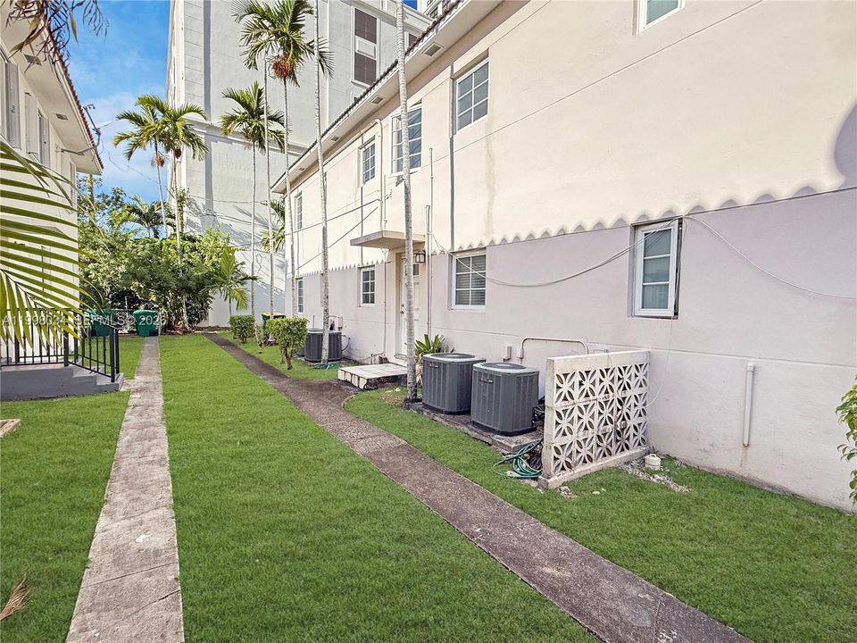 For Sale: $1,950,000 (0 beds, 0 baths, 3600 Square Feet)