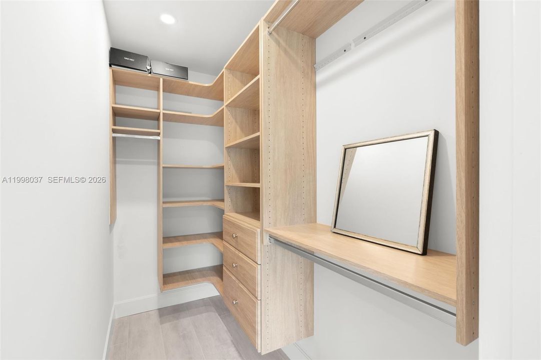 En Venta: $245,000 (2 camas, 1 baños, 840 Pies cuadrados)