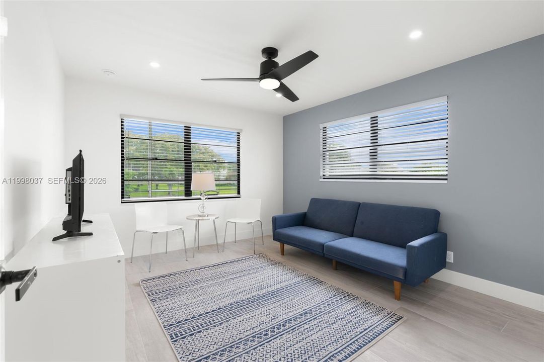 En Venta: $245,000 (2 camas, 1 baños, 840 Pies cuadrados)