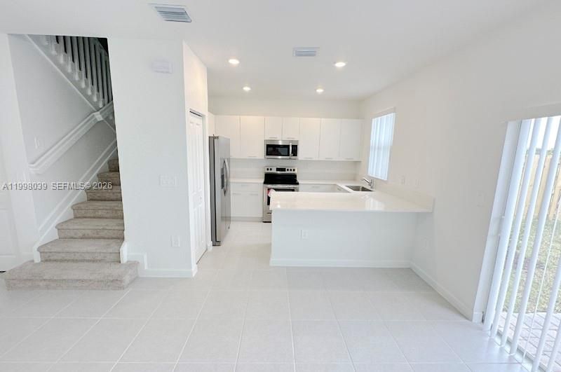 For Sale: $454,000 (3 beds, 2 baths, 1483 Square Feet)