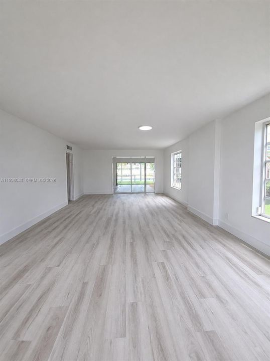 En Venta: $1,580,000 (5 camas, 4 baños, 3610 Pies cuadrados)