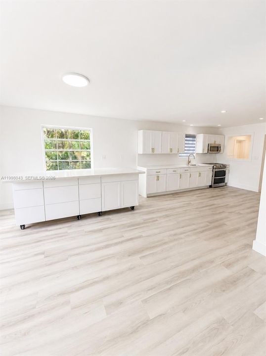 En Venta: $1,580,000 (5 camas, 4 baños, 3610 Pies cuadrados)