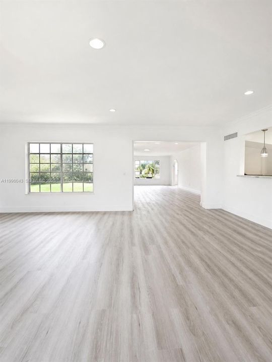 En Venta: $1,580,000 (5 camas, 4 baños, 3610 Pies cuadrados)