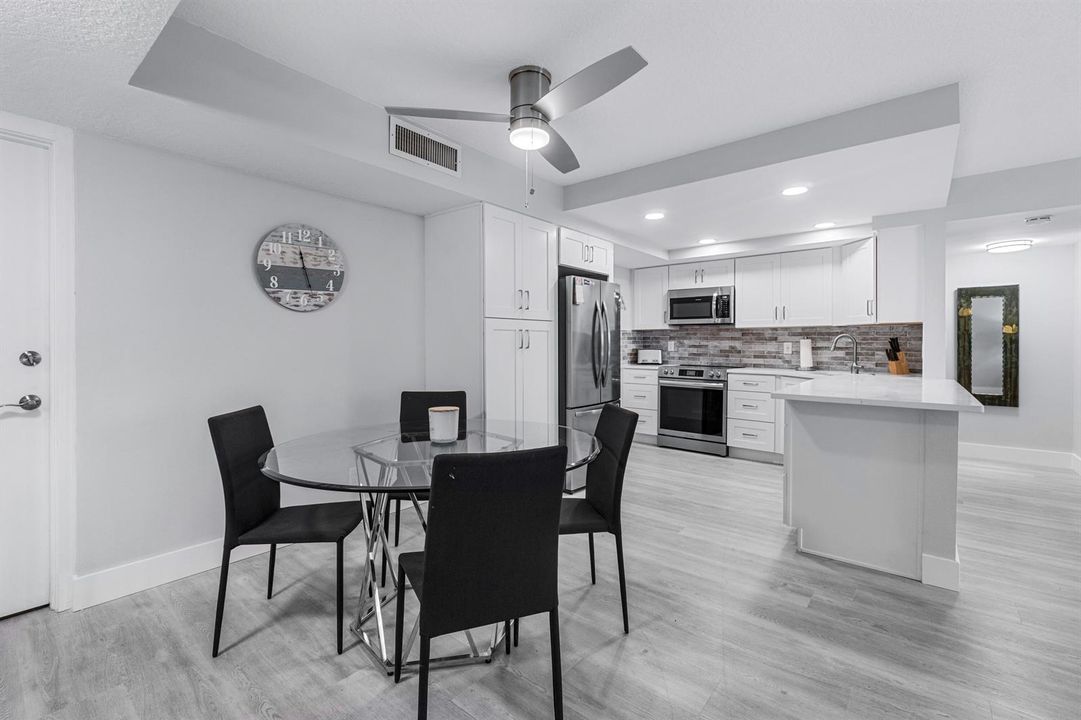 013-630OceanDrive-410-JunoBeach-FL-33408
