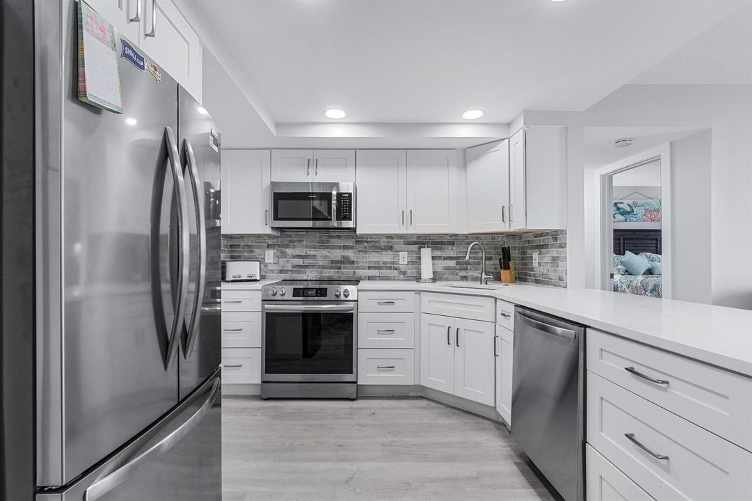 007-630OceanDrive-410-JunoBeach-FL-33408