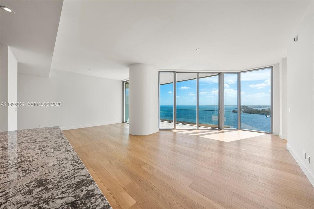 For Sale: $4,280,000 (3 beds, 3 baths, 1946 Square Feet)