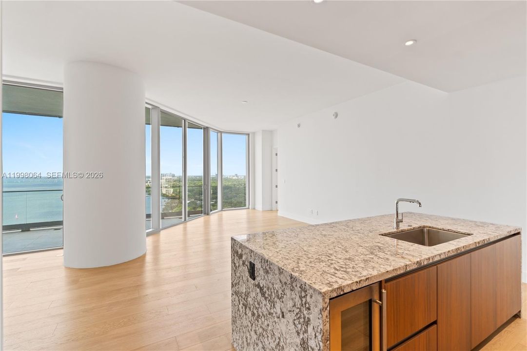 Kitchen / Living Room