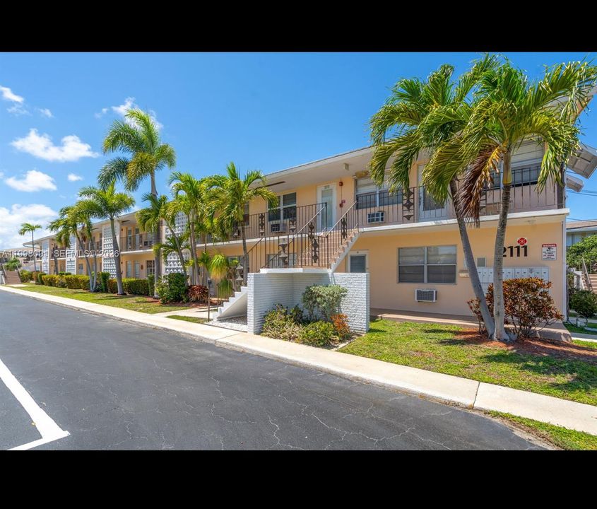 For Sale: $145,000 (1 beds, 1 baths, 600 Square Feet)