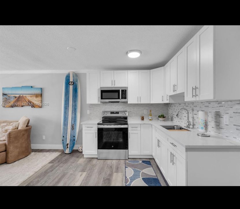 For Sale: $145,000 (1 beds, 1 baths, 600 Square Feet)
