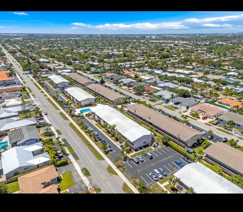 For Sale: $145,000 (1 beds, 1 baths, 600 Square Feet)