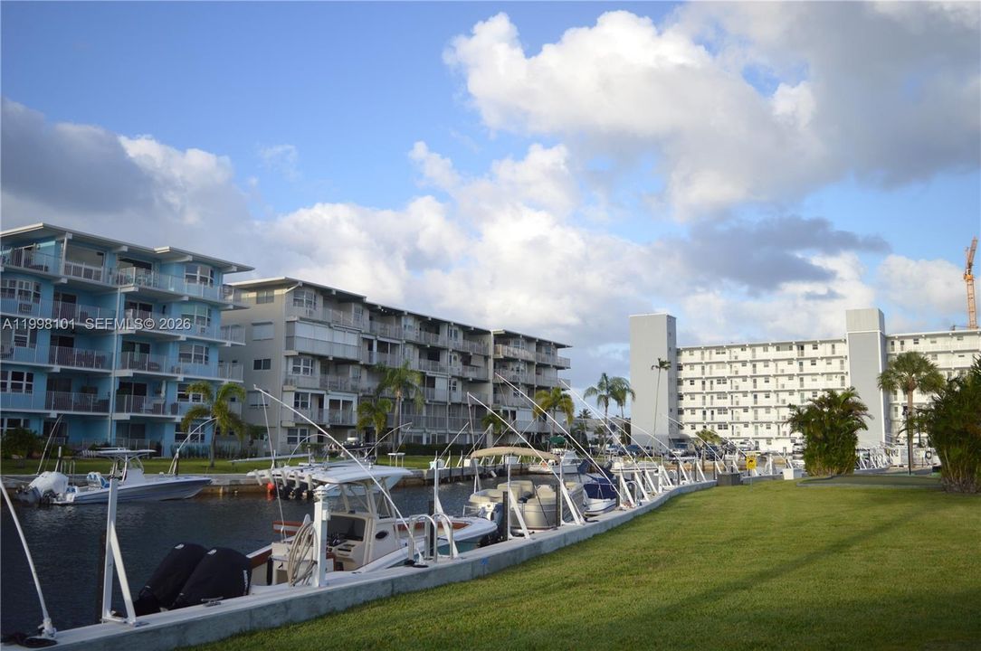 En Venta: $239,999 (1 camas, 1 baños, 900 Pies cuadrados)