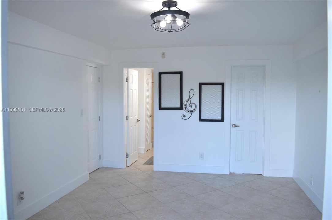 En Venta: $239,999 (1 camas, 1 baños, 900 Pies cuadrados)