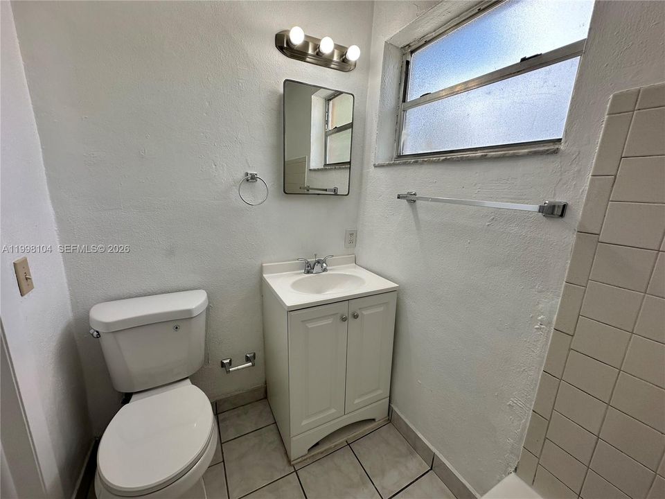 For Rent: $1,050 (0 beds, 1 baths, 0 Square Feet)