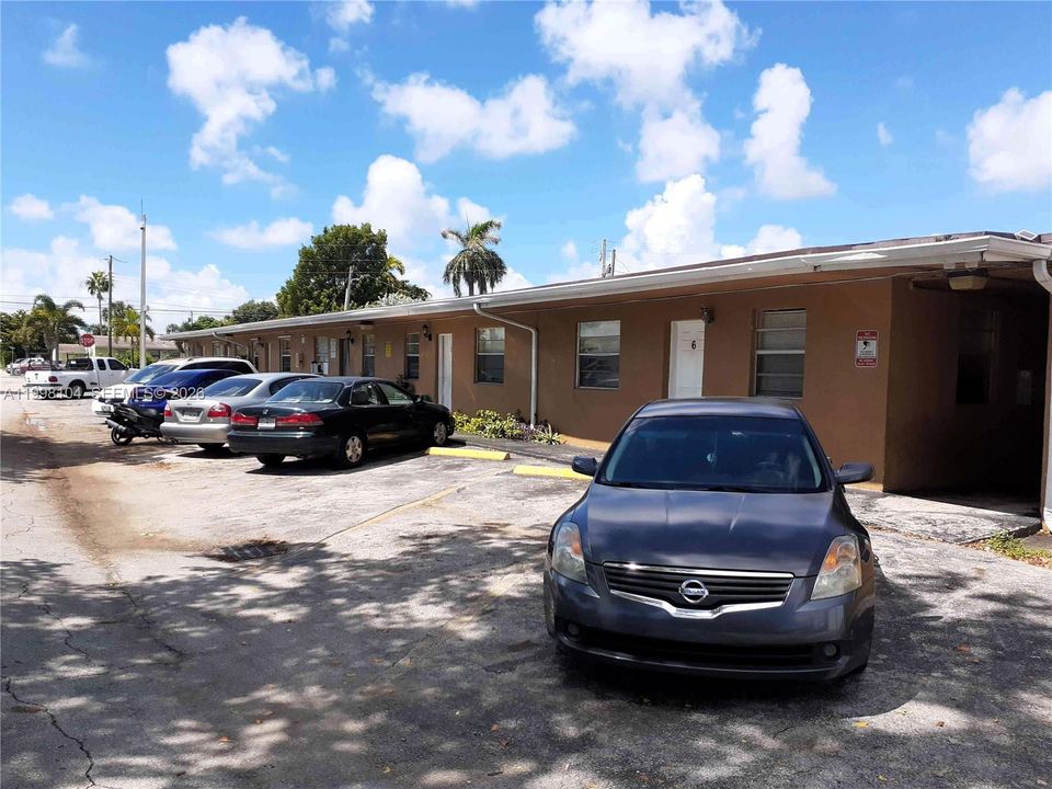 For Rent: $1,050 (0 beds, 1 baths, 0 Square Feet)