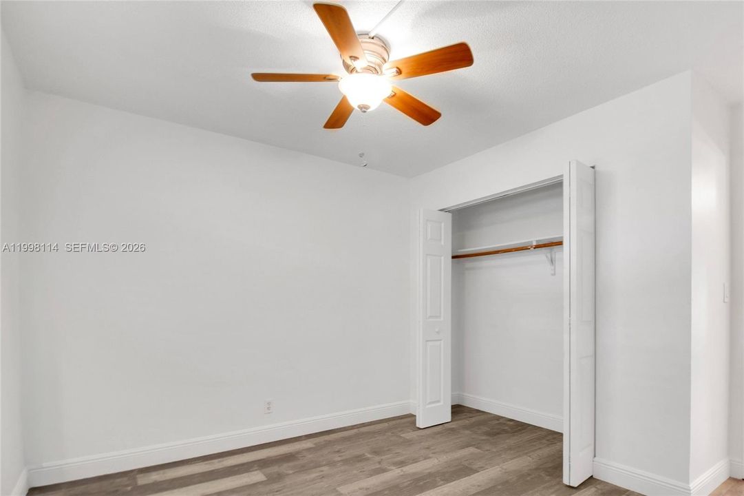 For Sale: $219,000 (2 beds, 1 baths, 740 Square Feet)