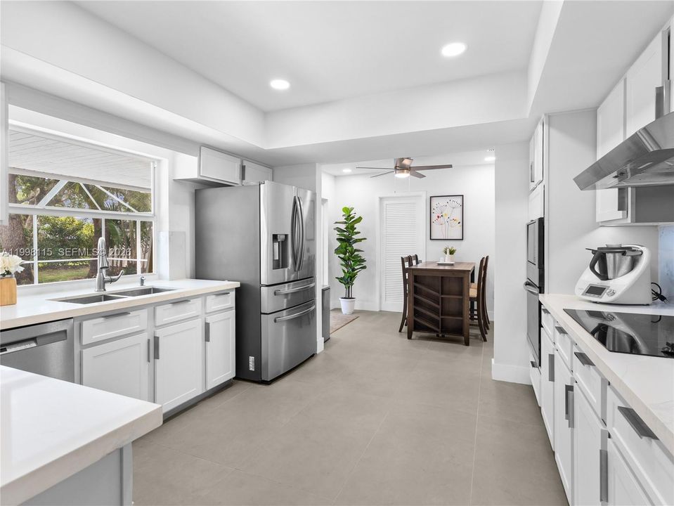 For Sale: $1,425,000 (4 beds, 3 baths, 2539 Square Feet)