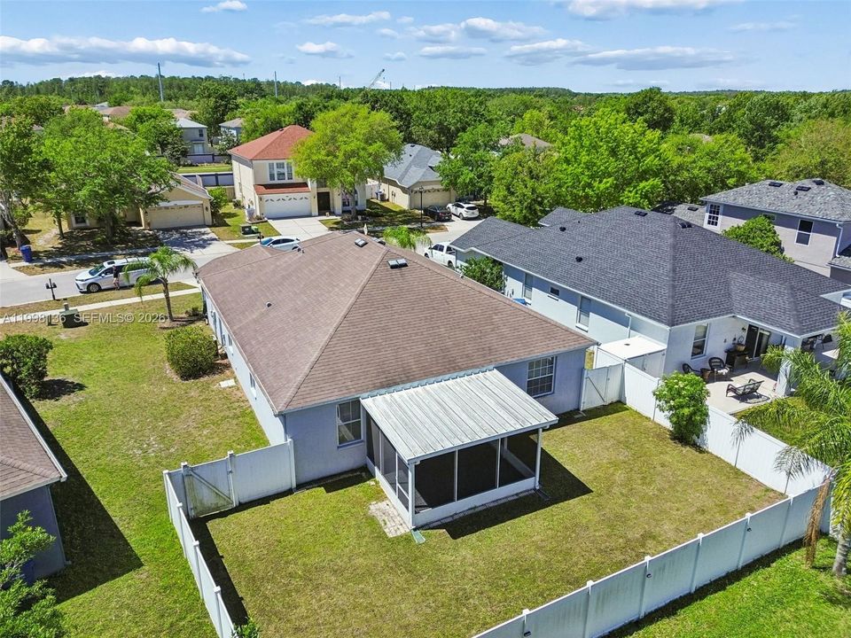Недавно продано: $350,000 (4 спален, 2 ванн, 1824 Квадратных фут)