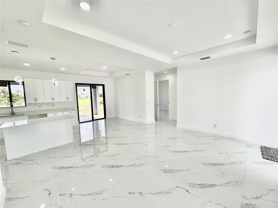 Activo con contrato: $300,900 (3 camas, 2 baños, 0 Pies cuadrados)