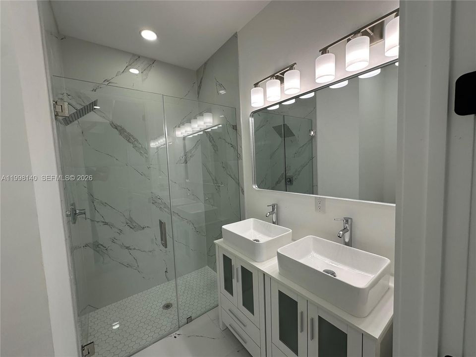 Activo con contrato: $300,900 (3 camas, 2 baños, 0 Pies cuadrados)