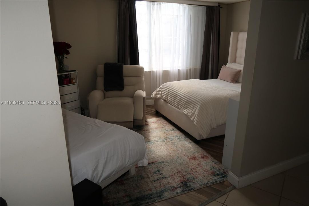 На продажу: $179,800 (0 спален, 1 ванн, 500 Квадратных фут)