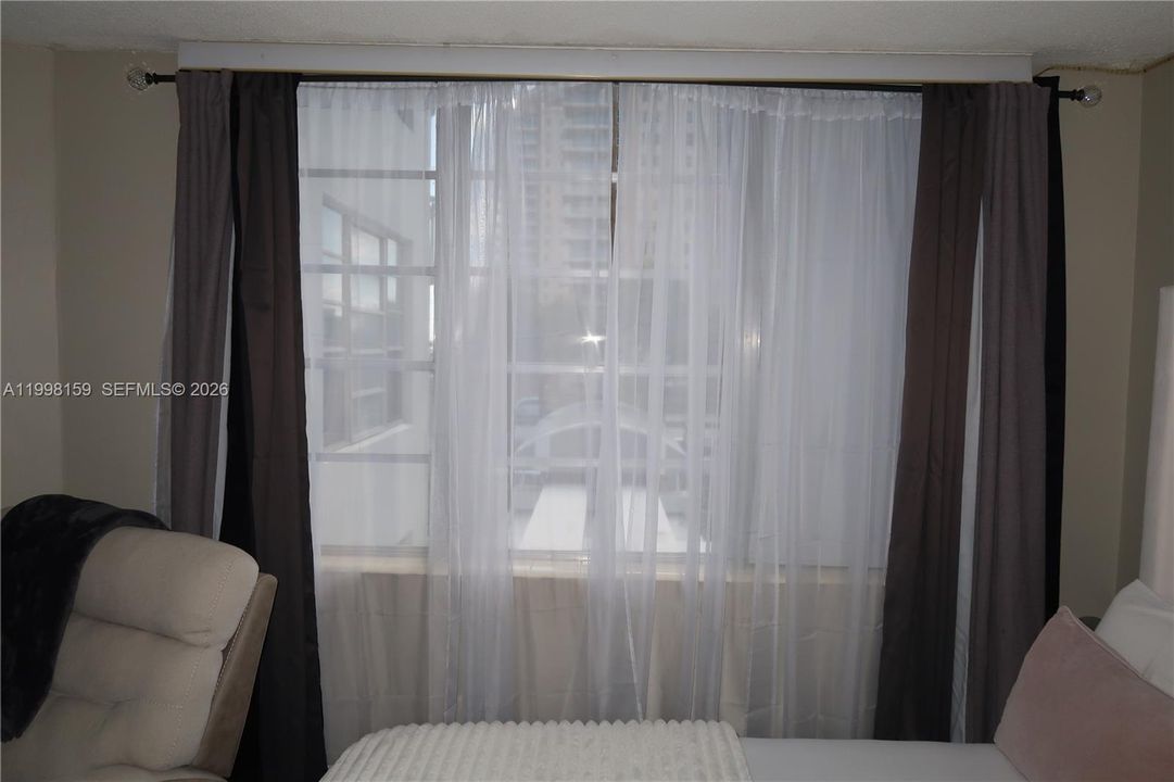 На продажу: $179,800 (0 спален, 1 ванн, 500 Квадратных фут)
